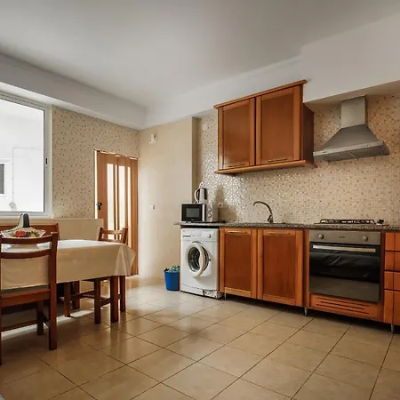 Historic House In Downtown Guest house *